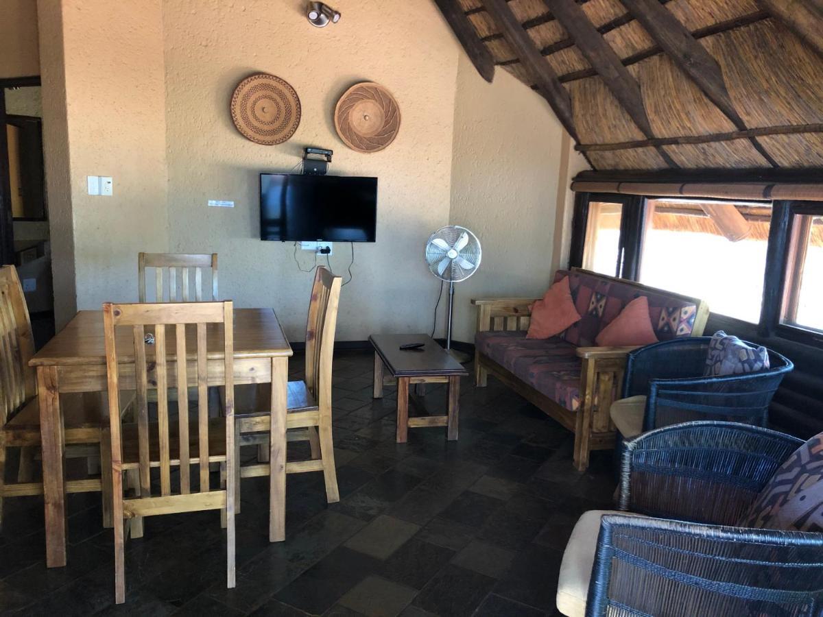Sondela Nature Reserve&Spa Chalets Bela-Bela Bagian luar foto