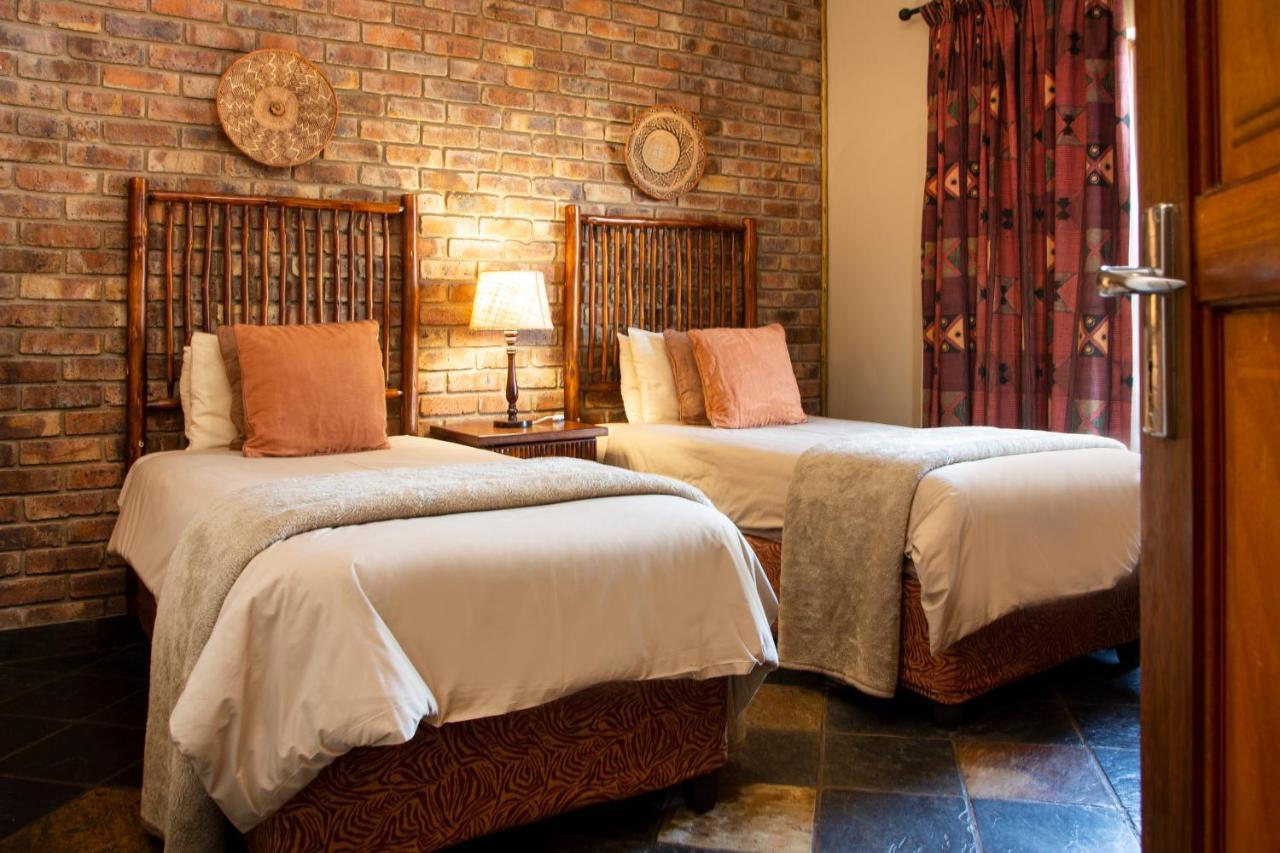 Sondela Nature Reserve&Spa Chalets Bela-Bela Bagian luar foto